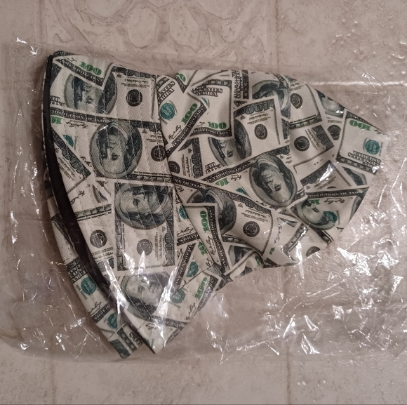 NWT Money pattern 💰 bucket hats for adult or teens - Picture 2 of 6